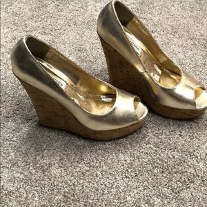 Steve Madden wedge